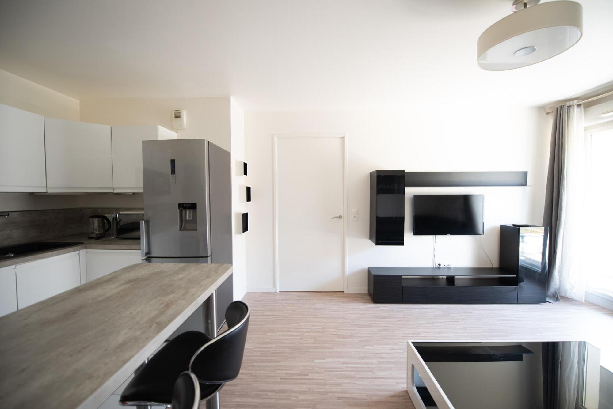 Appartements De 2 Ou 3 Chambres A 40 Minutes De Paris Courcouronnes Cameră foto